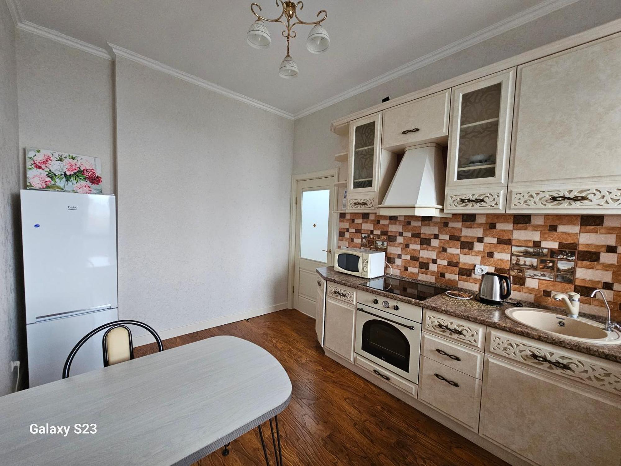 Ernaz Plus Apartments-Expo-Boulevard-6 Астана Экстерьер фото